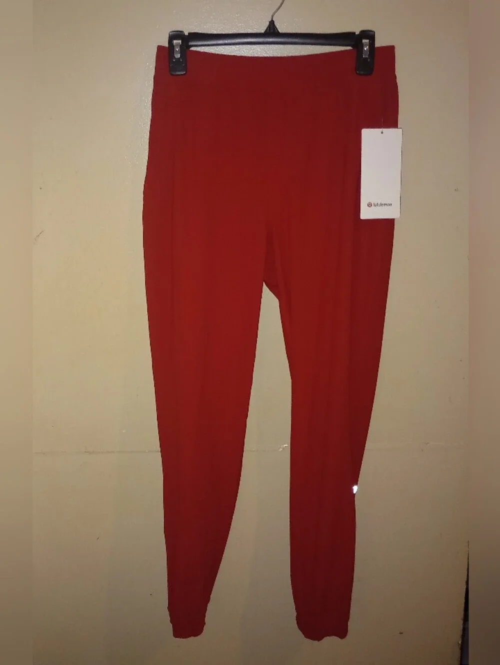 NWT Lululemon Adapted State HR Jogger Size 6 Regular Length in Red